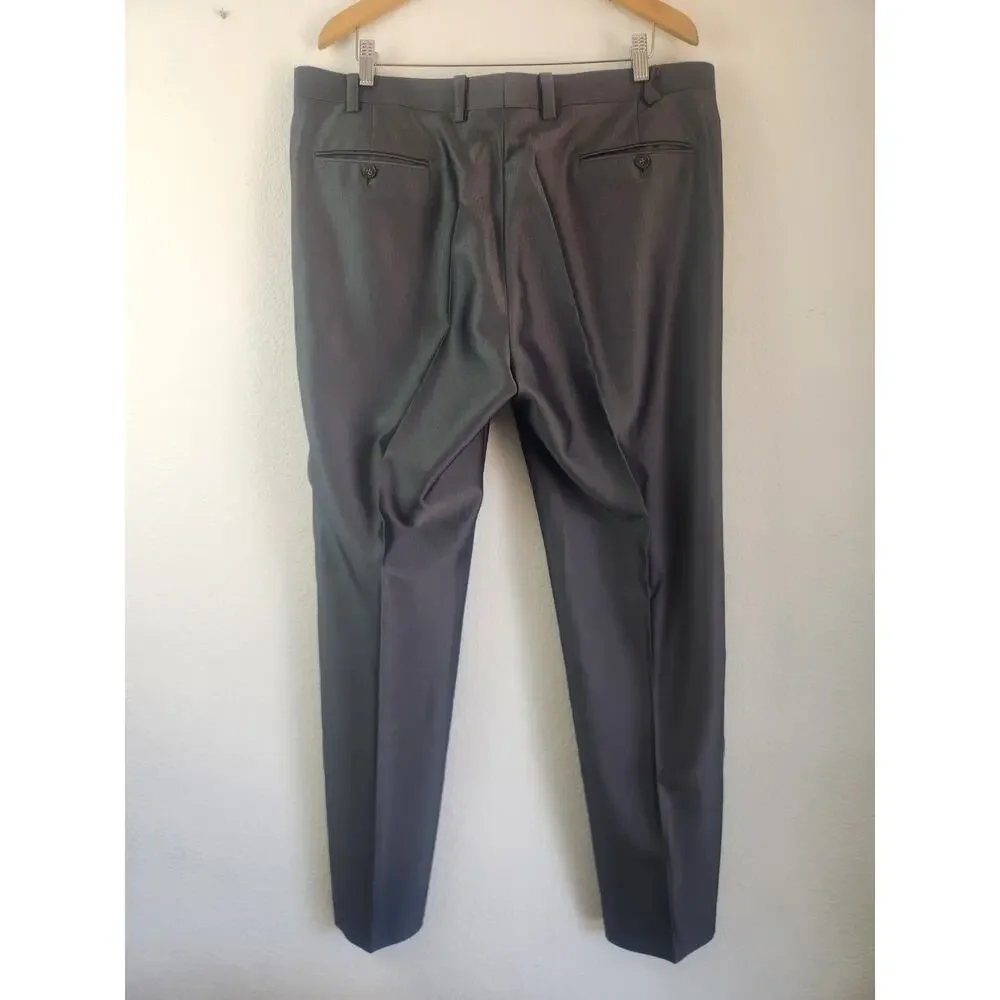 Calvin Klein Men's 3 Piece Suit in Gray Striped Size 42R Vest Jacket Pants 38x31